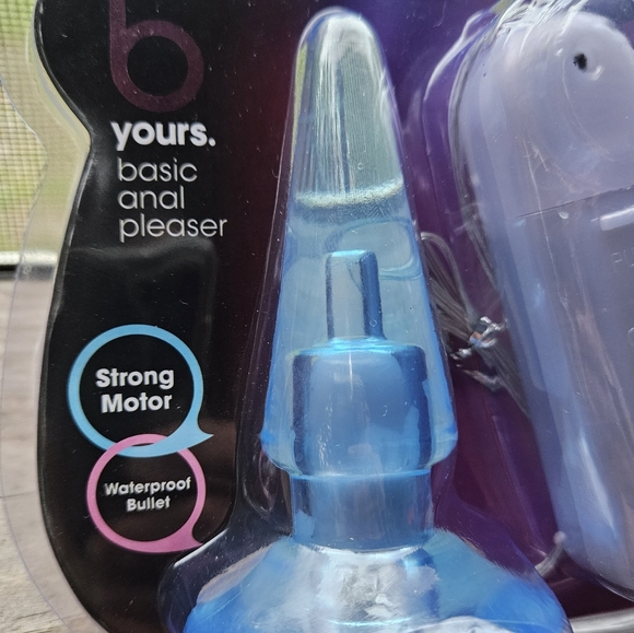 NIB booty pleaser💋 - Picture 2 of 6